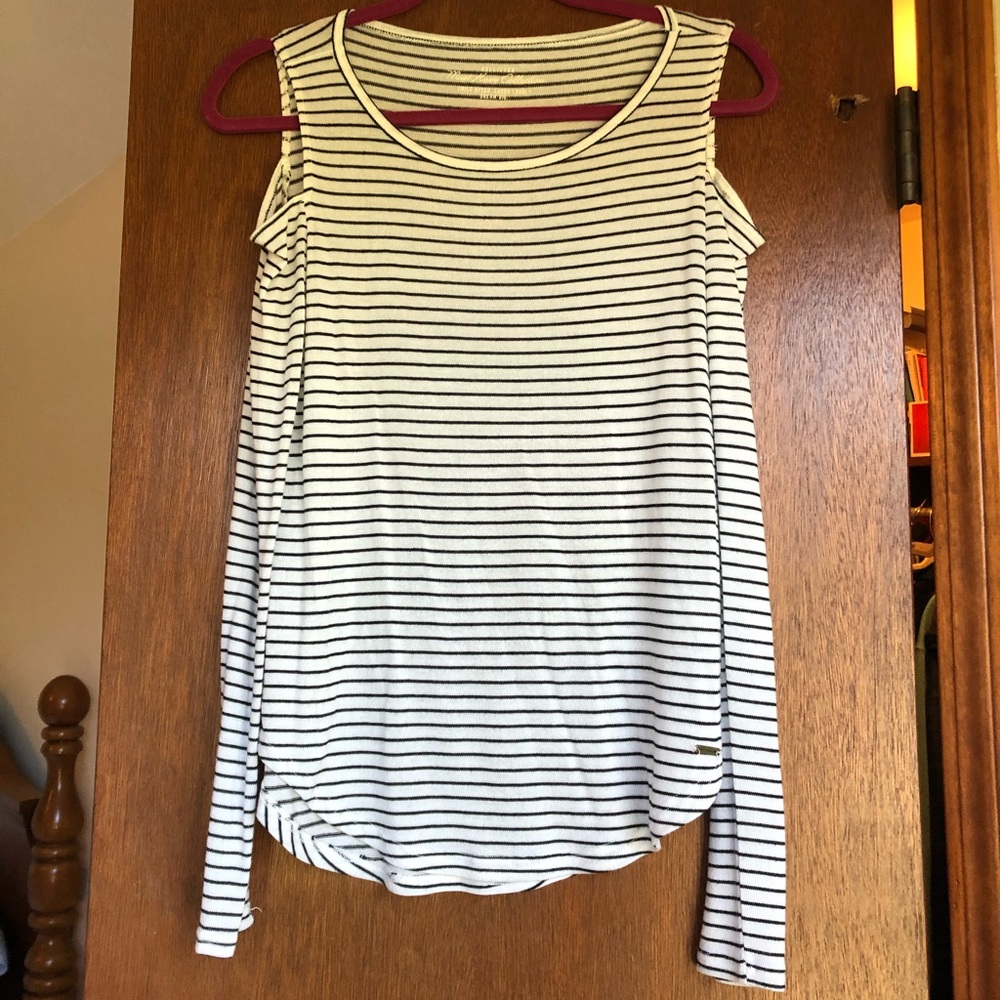 a hollister striped small cold shoulder shirt